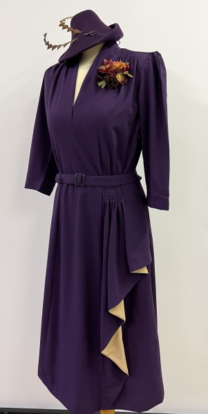 1940s ruffle dress -purple